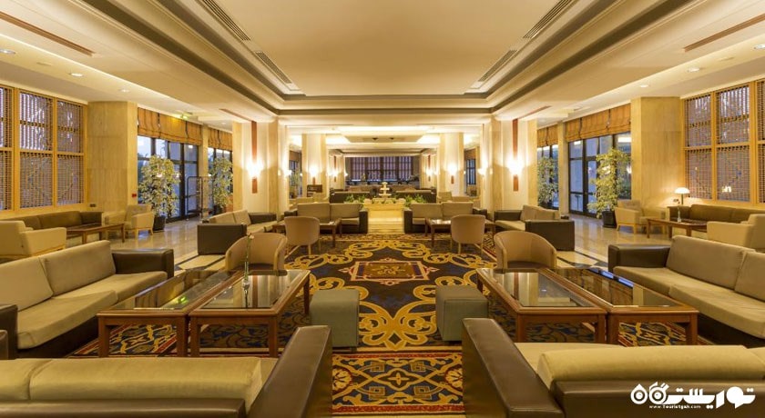 نمای لابی هتل اوزکایماک فالز